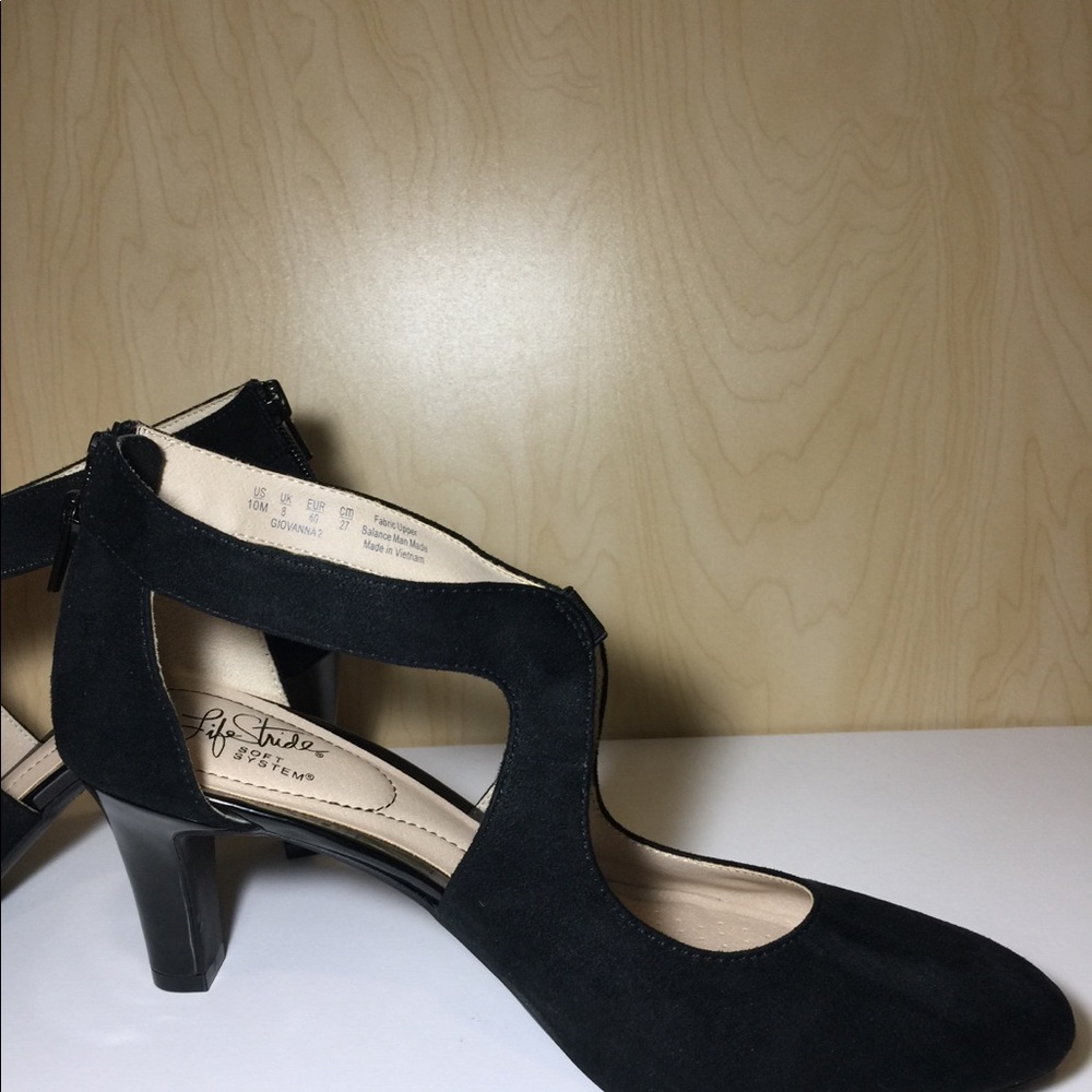 LIFE STRIDE WOMAN BLACK HIGH HEELS SIZE 10M